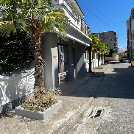 Las Palmas Guesthouse Shkodra Kültér fotó
