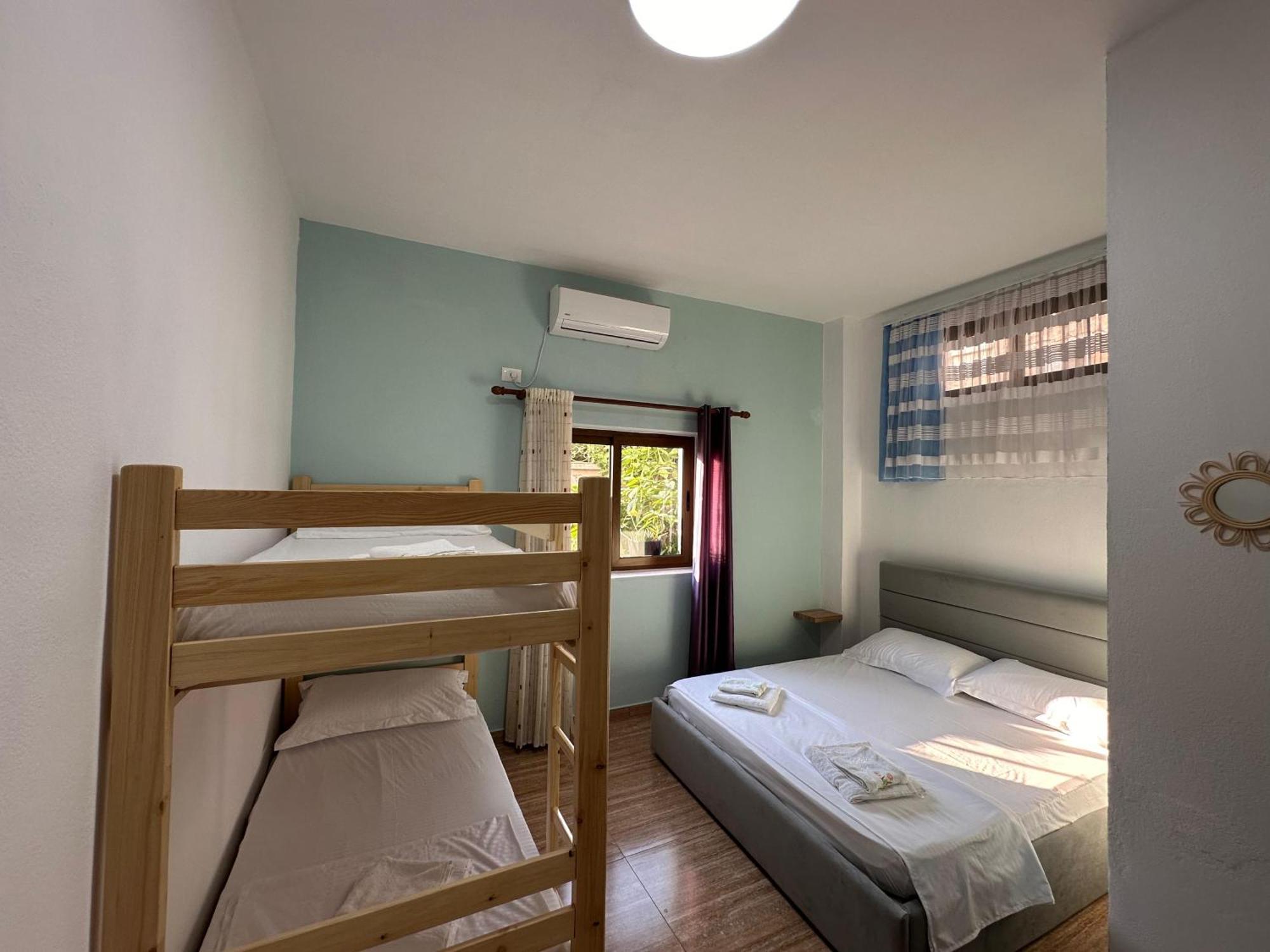 Las Palmas Guesthouse Shkodra Kültér fotó