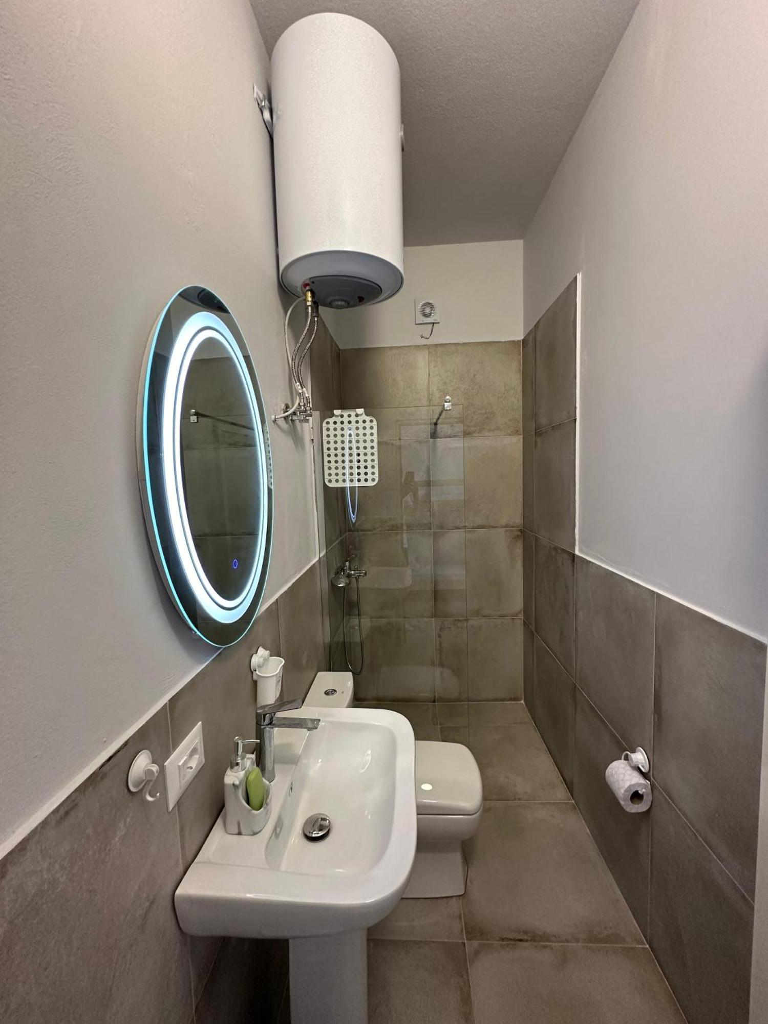 Las Palmas Guesthouse Shkodra Kültér fotó