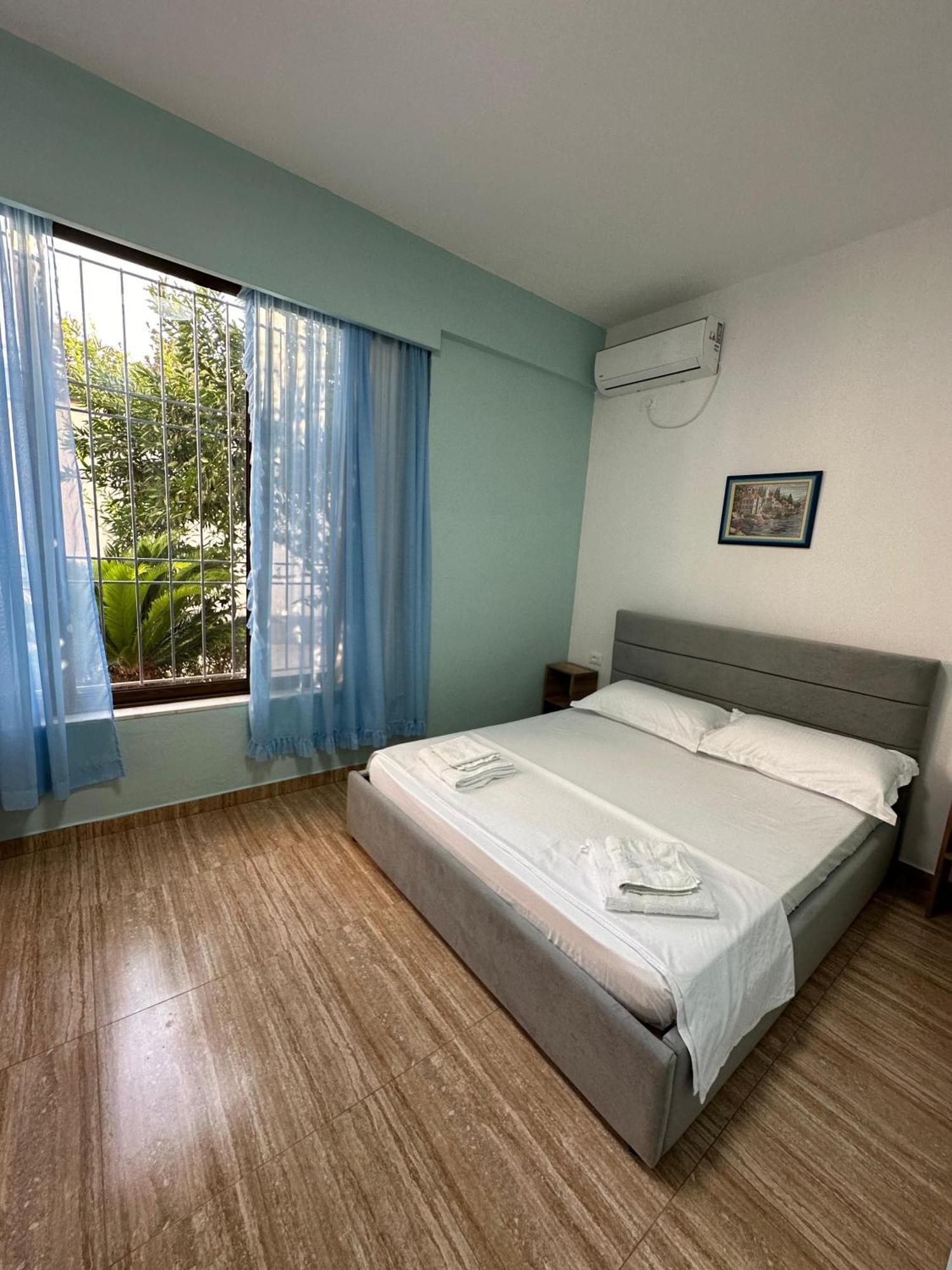 Las Palmas Guesthouse Shkodra Kültér fotó